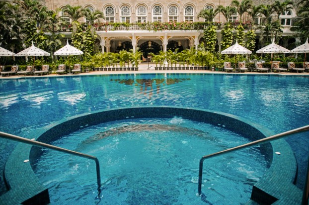 pool in 5 star hotel